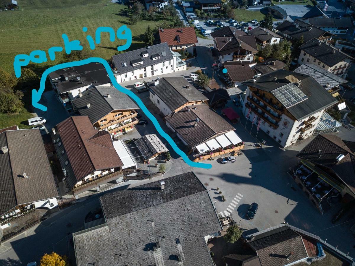 Ferienwohnung Dorfpub Neustift im Stubaital Esterno foto